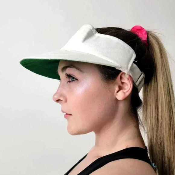 Vintage 90s PRO Mickey Mouse Tennis Sun Visor - Picture 7 of 10